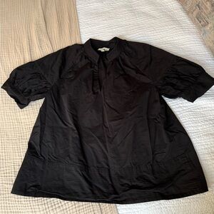Tuckernuck Black Casual Button Down Shirt with Puff Sleeves